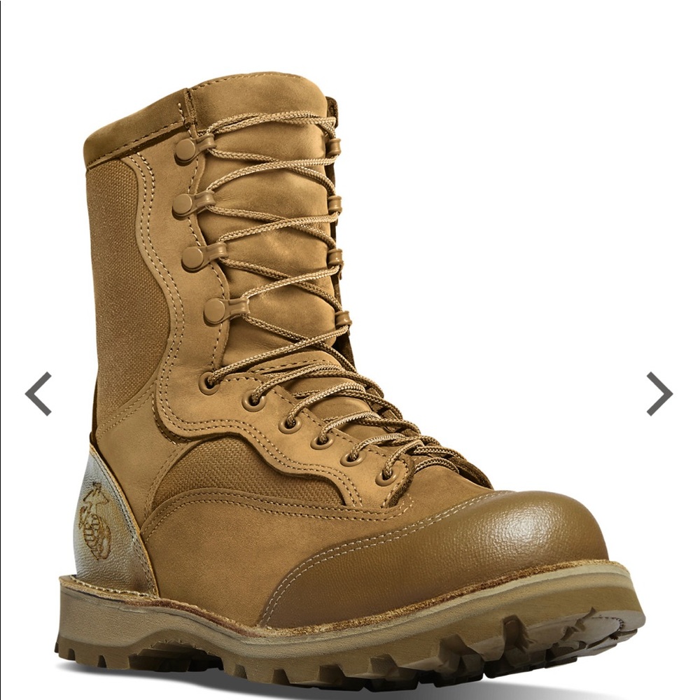 DANNER- USMC TAN RAT MOJAVE STEEL TOE SIZE 8 W 6 M